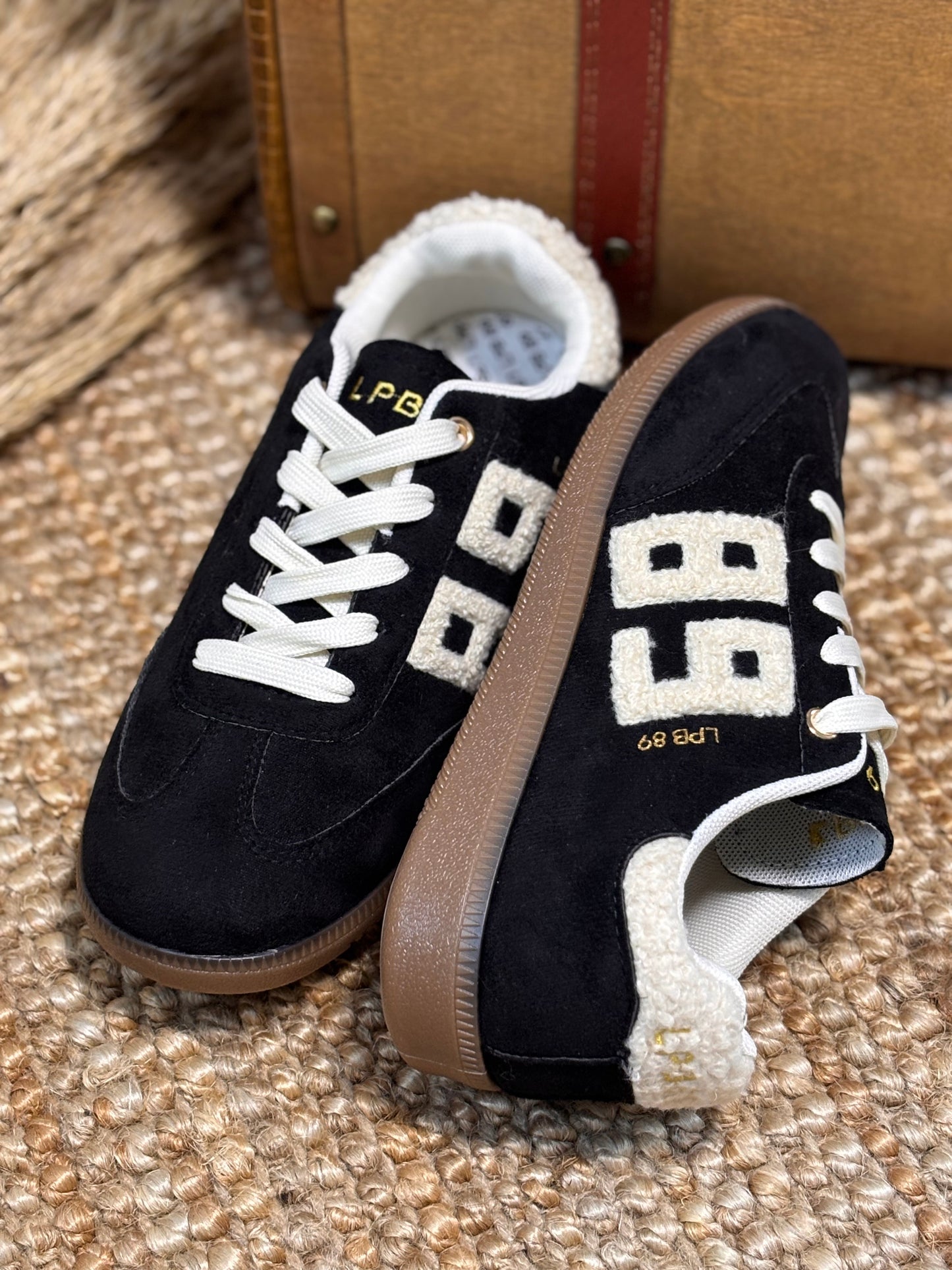 LPB suede sneakers