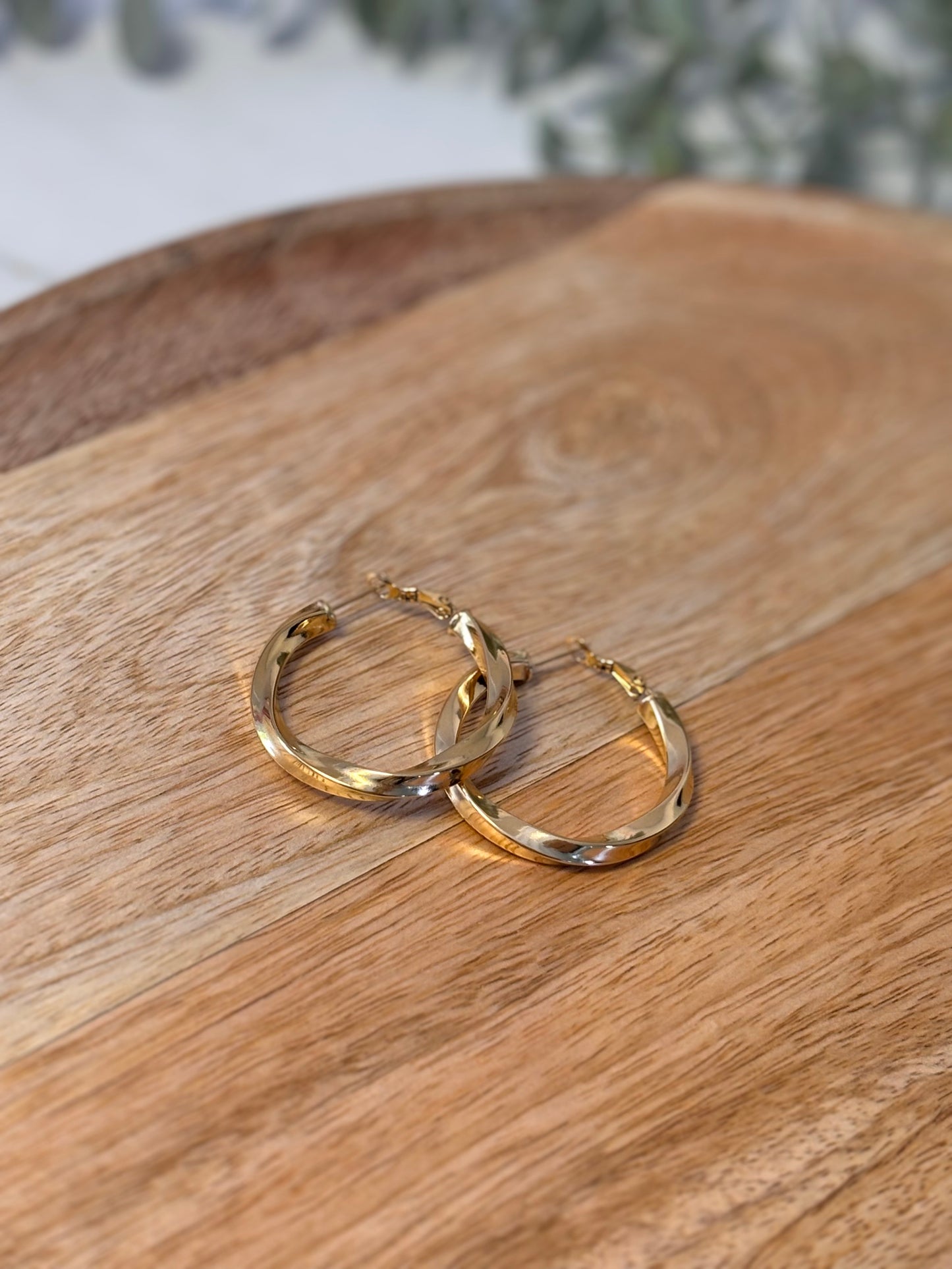 Twisted hoop earrings