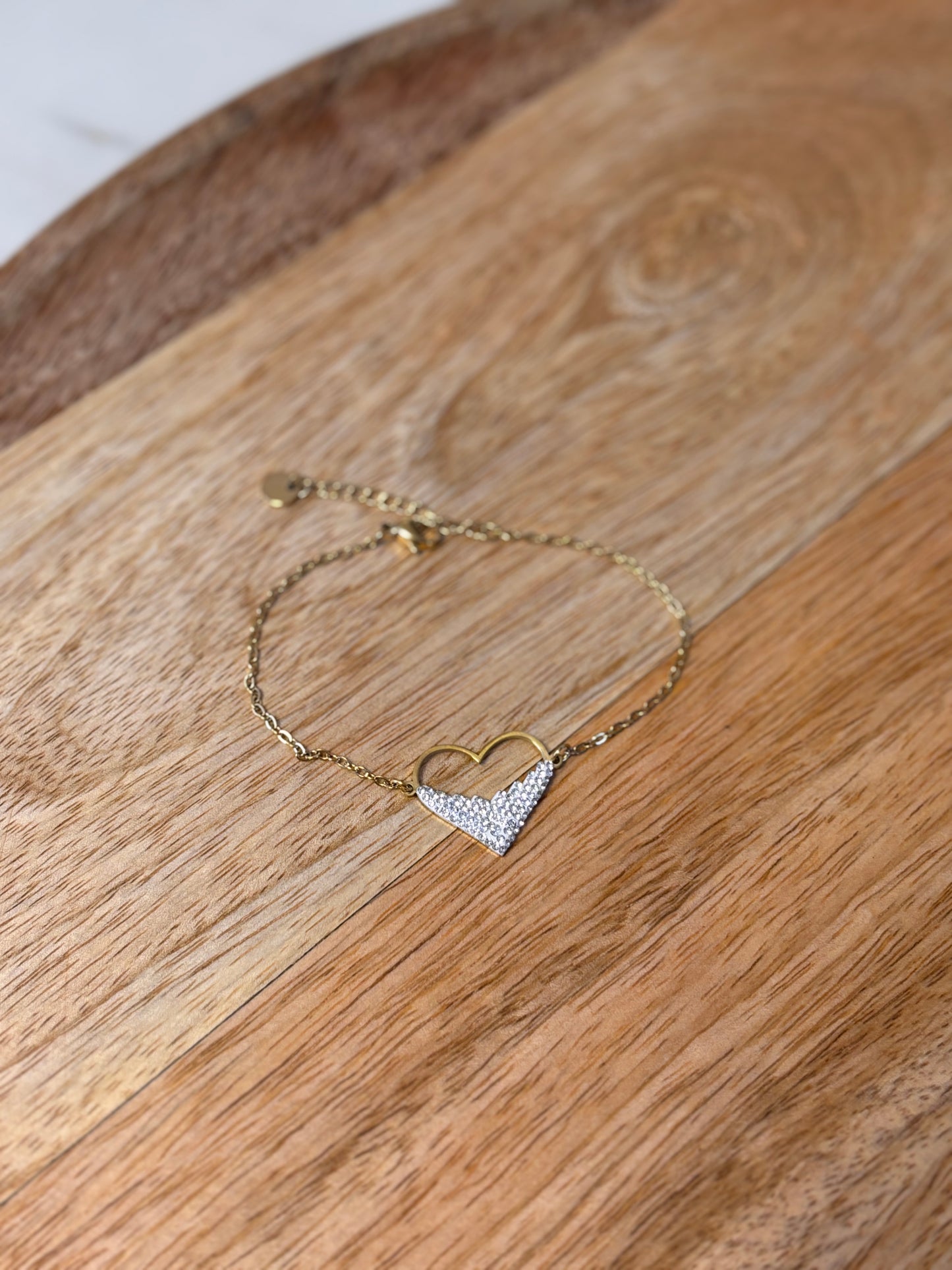 Gold heart bracelet