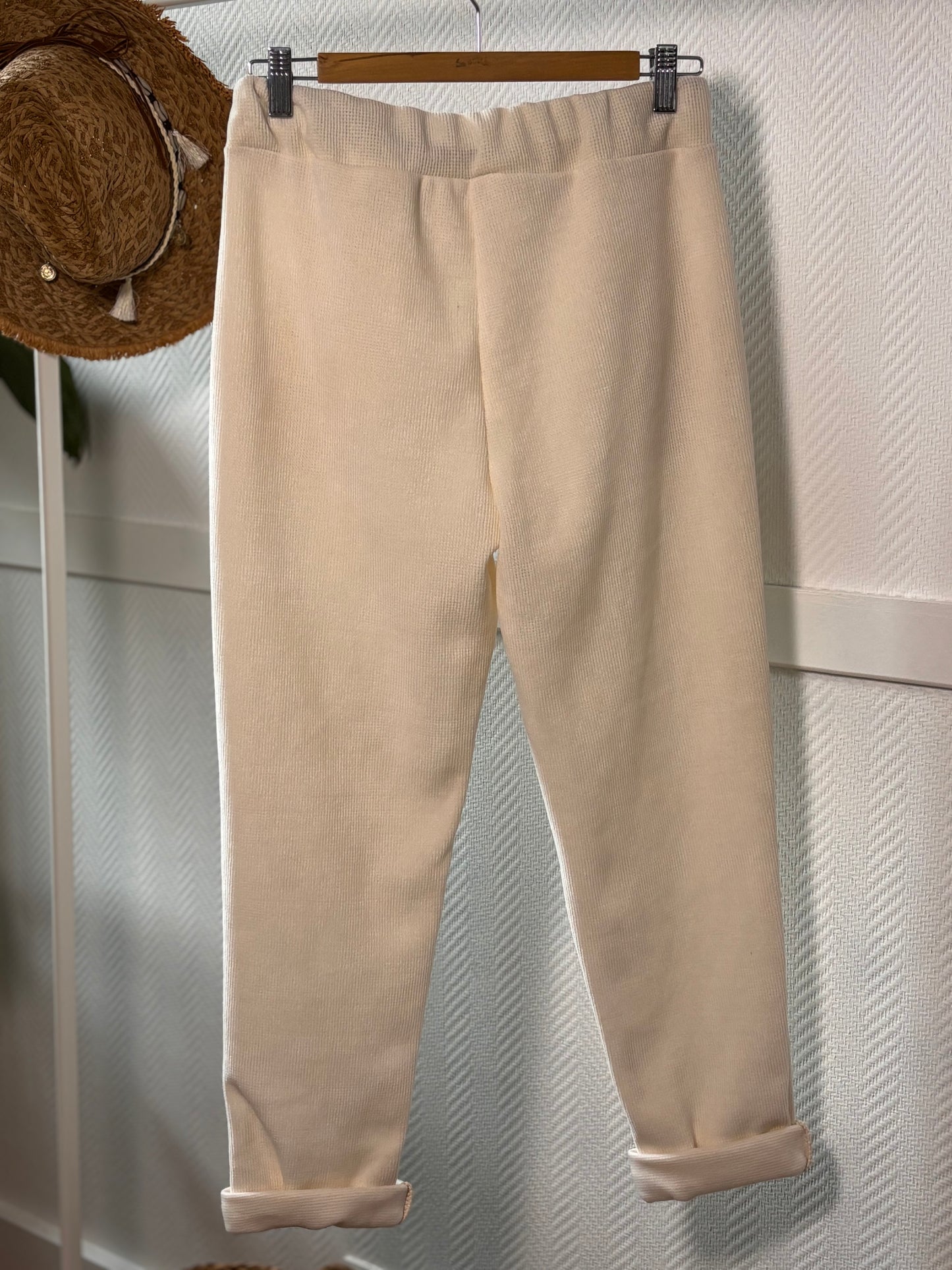 Adjustable corduroy pants