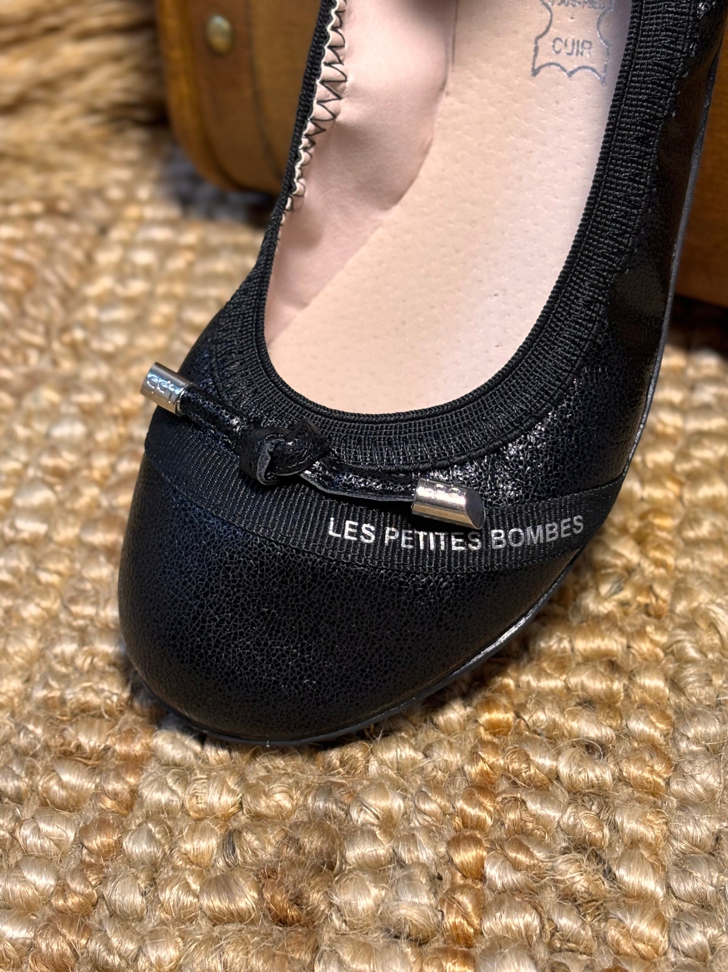 LPB black ballerinas