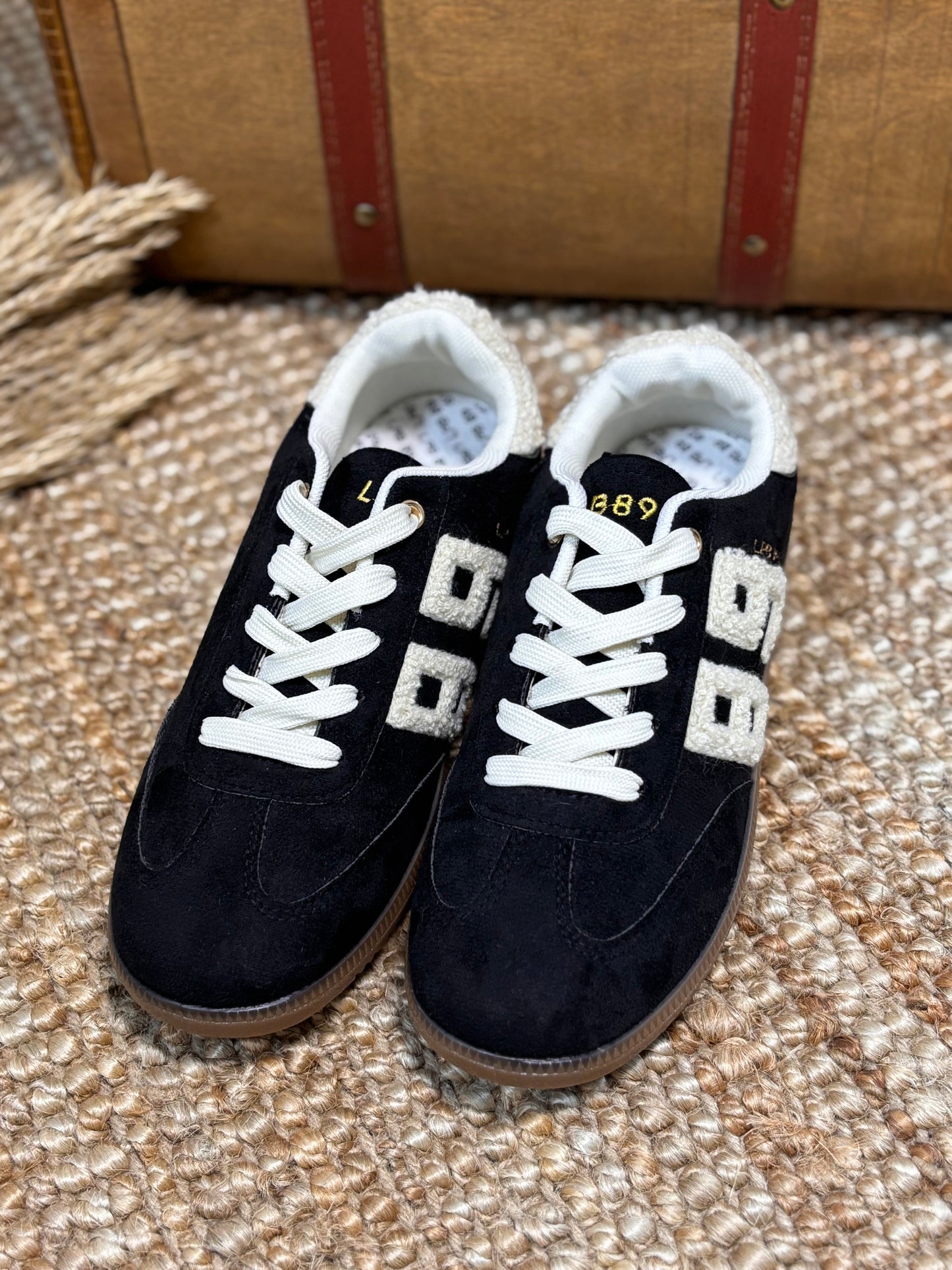 LPB suede sneakers
