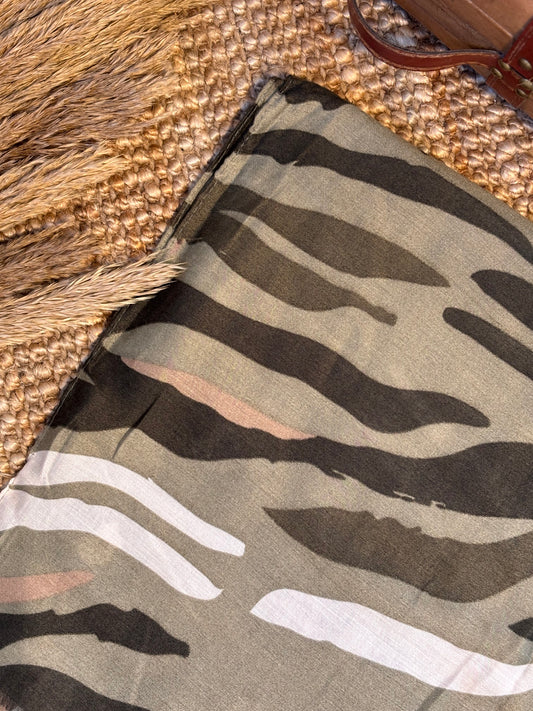 Foulard motifs léopard et zébré